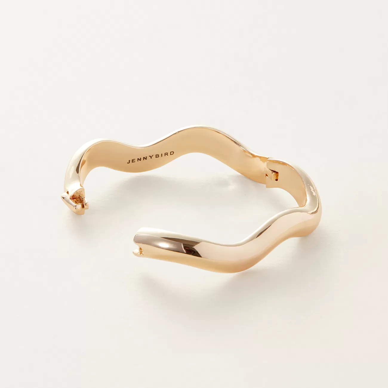 14K Gold Ola Bangle Bracelet