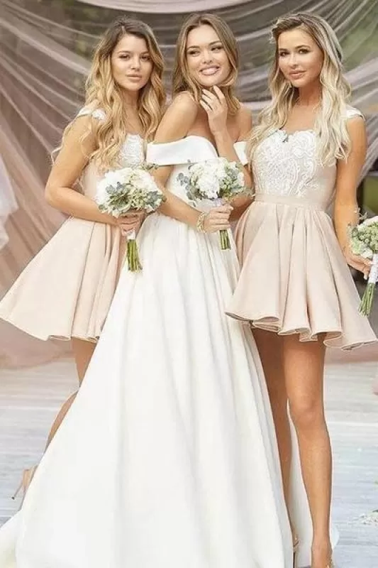 A-Line Short Lace Appliques Bridesmaid Dress