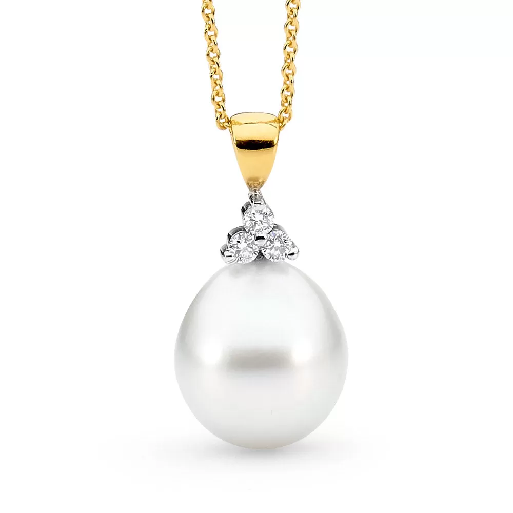 Classic Trefoil Diamond and Pearl Pendant