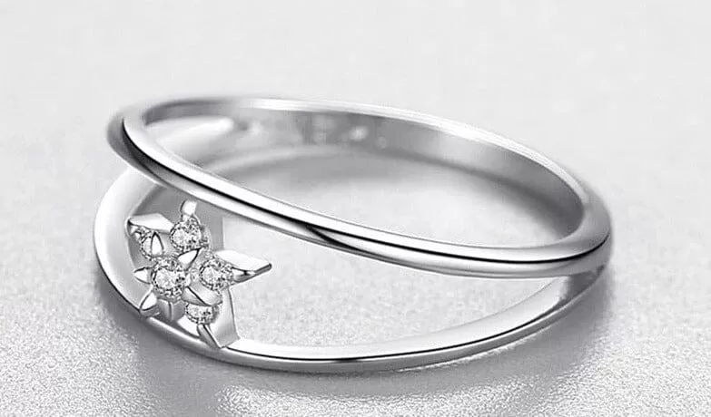 Intertwined Stars Silver Ring