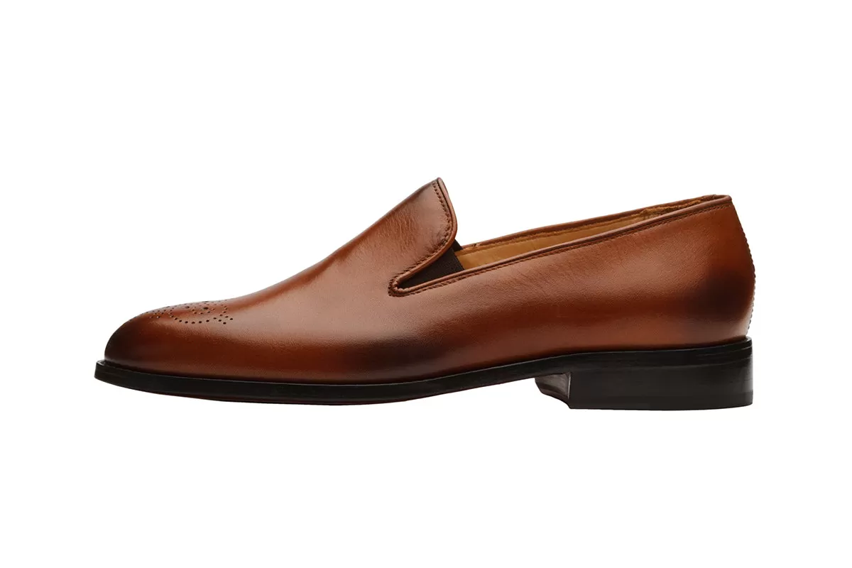 LOAFER with MEDALLION –Mid Brown