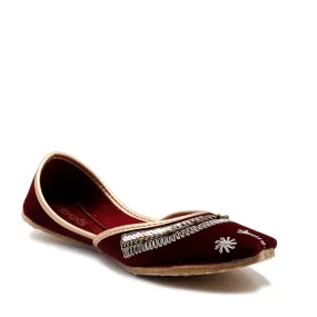 Maroon Ethnic Khussa 094135