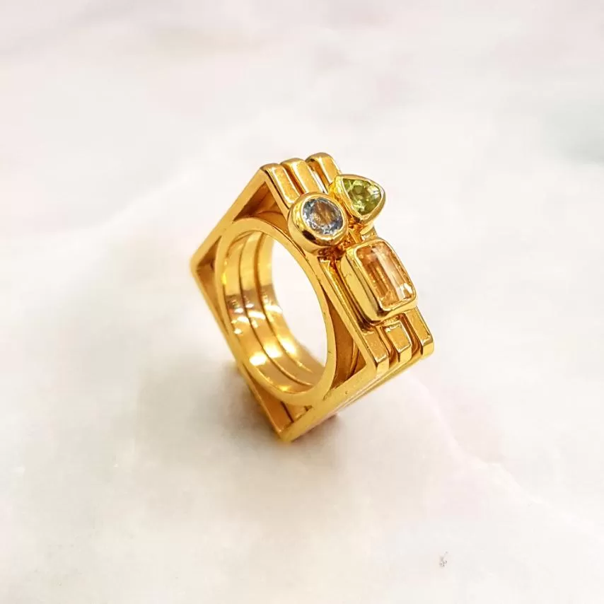 Peridot Minette Cube Ring