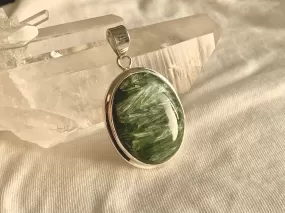 Seraphinite Ansley Pendant - Large Oval