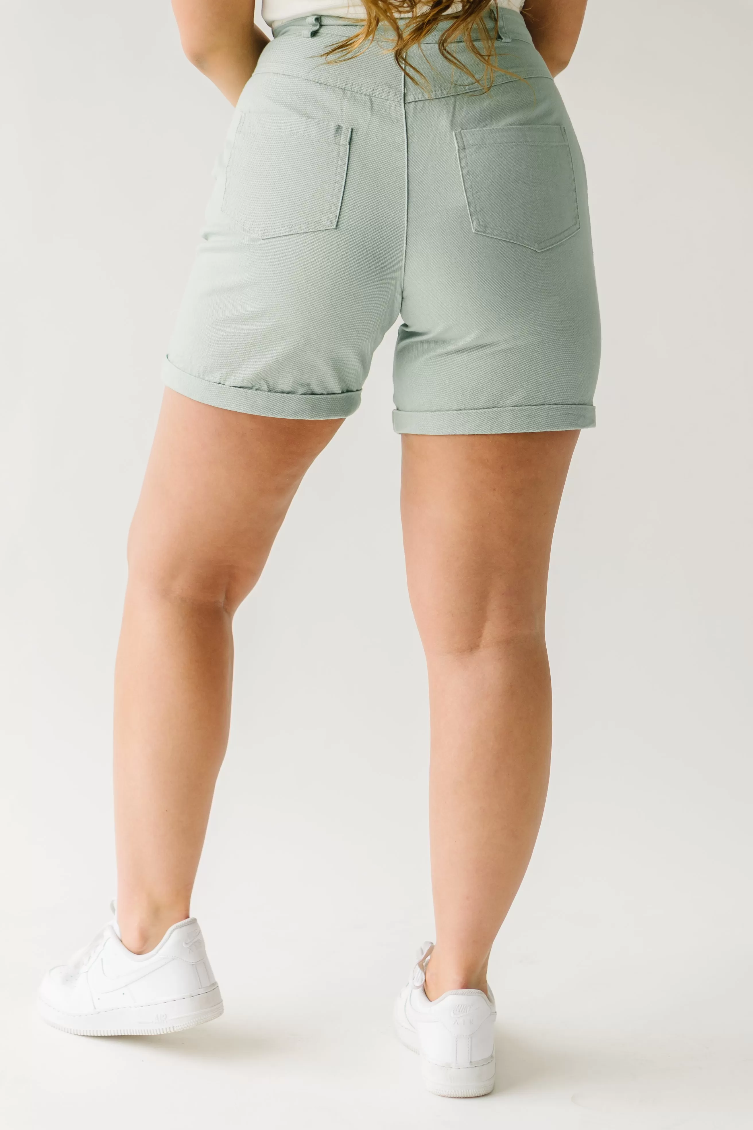 The Dory Button-Up Shorts in Sage