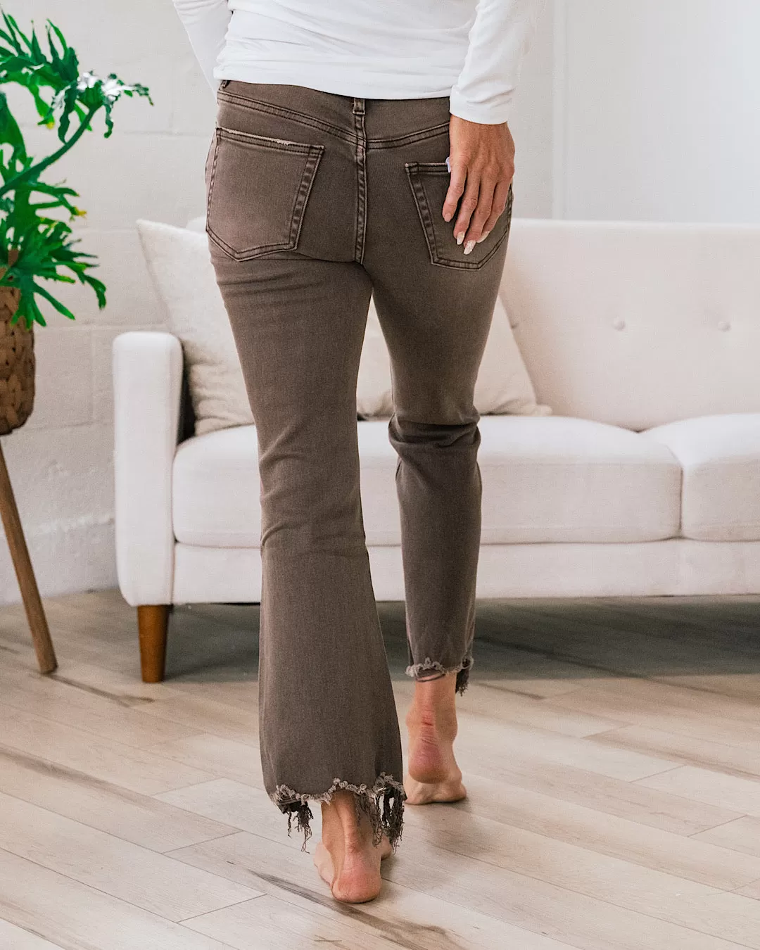 Vervet Potting Soil Crop Flare Jeans